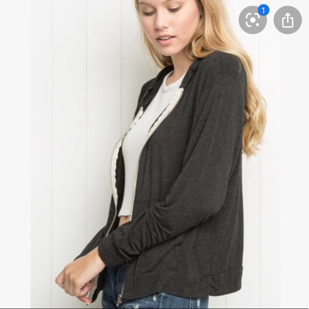 BM Kassidy Hoodie